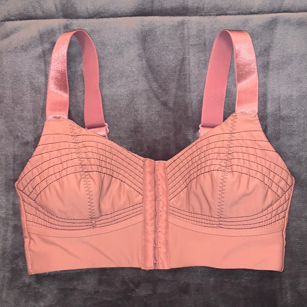Fabletics Sports Bra